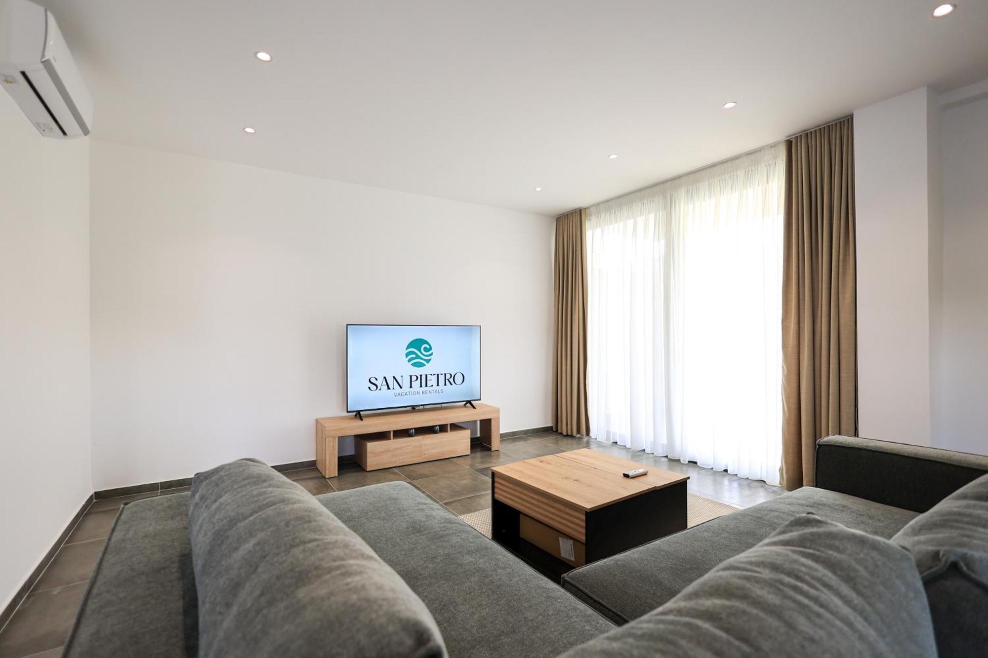Sanpietro Vacation Rentals Plazhi San Pietro Luaran gambar